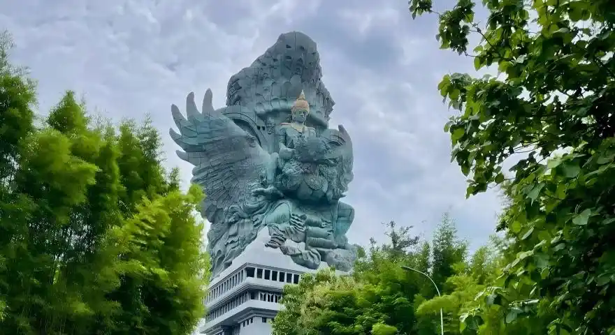 Bali Garuda Wisnu Kencana