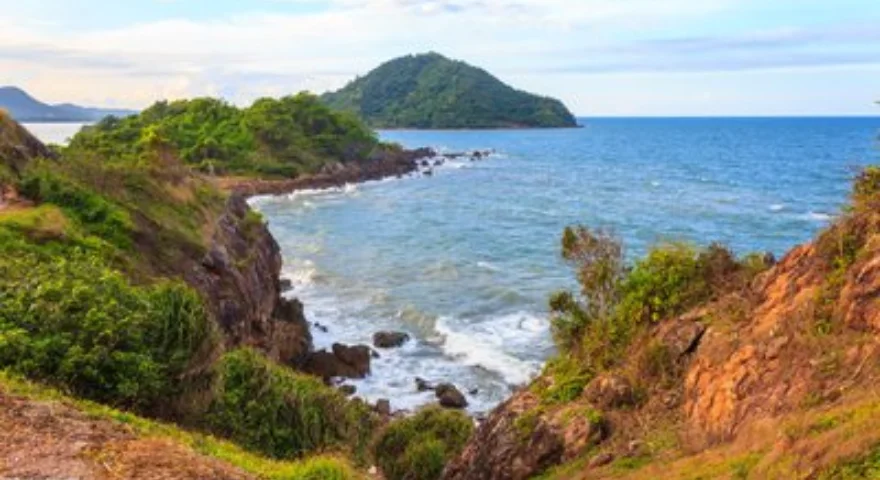 Kanchanaburi-sea