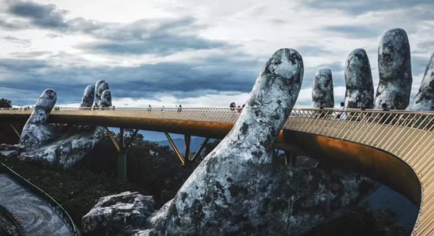 Da Nang Golden Bridge