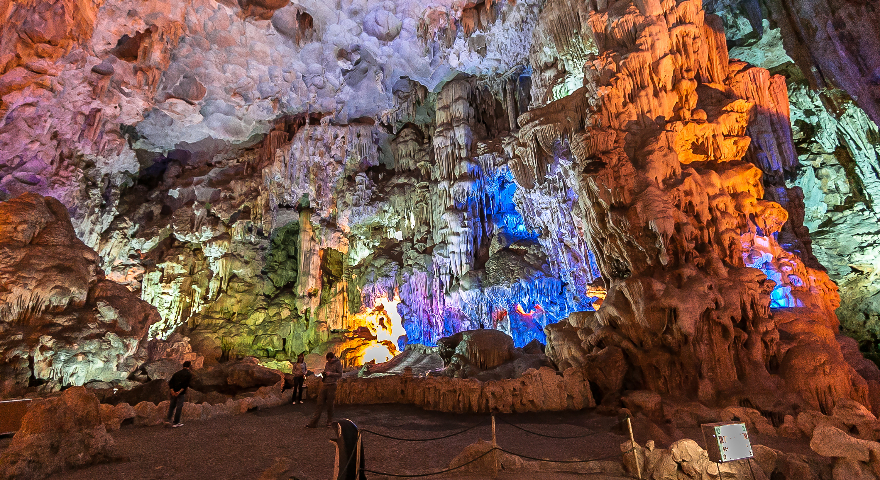 Halong Bay Sung Sot Cave