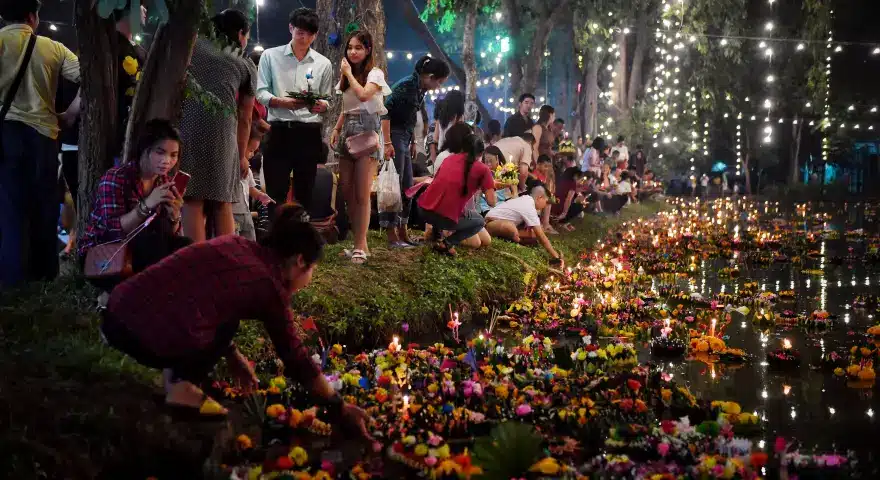 Thailand Loy Krathong Festival Water Lantern Festival