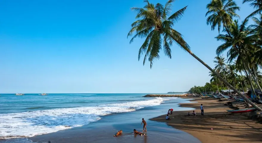 Phuket-patong-beach