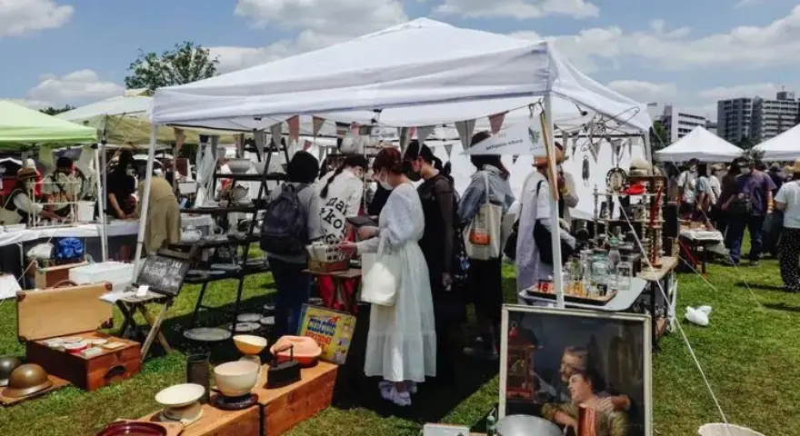 Tokyo-Flea-Market